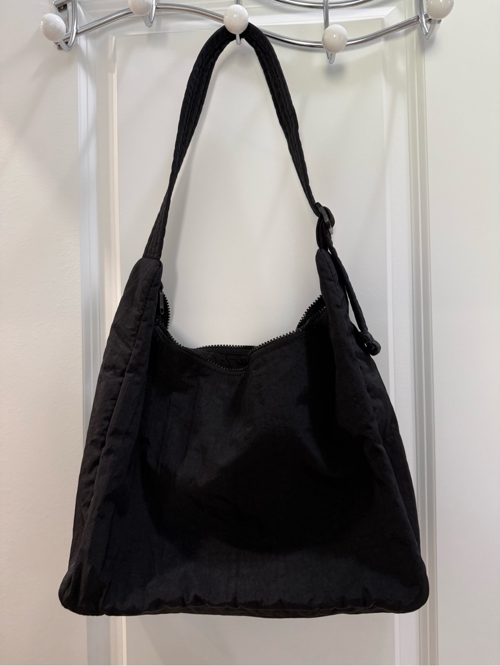 BAGGU Nylon Shoulder Bag